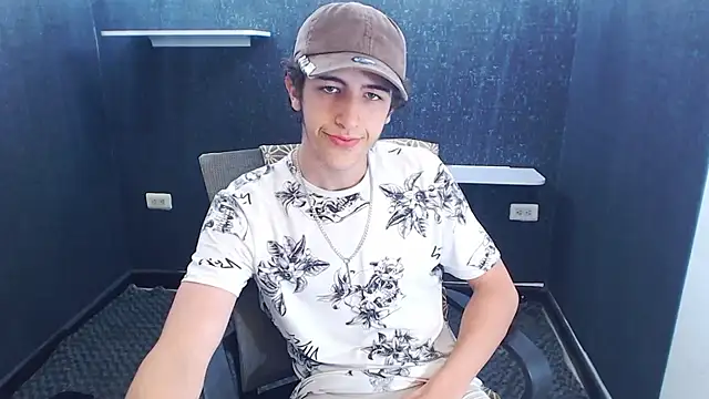 Kerverr_'s cam snapshot