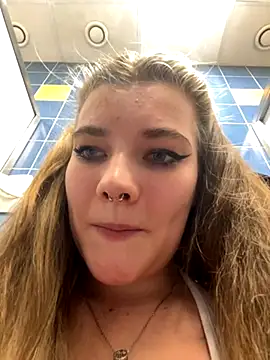 Holy_Tereza's cam snapshot