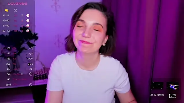 KindHazelHere_'s cam snapshot