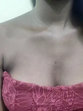 Simran_0011's cam snapshot