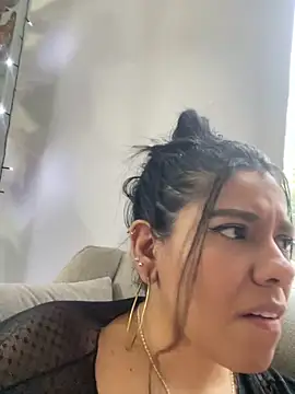 Mariana_c1's cam snapshot