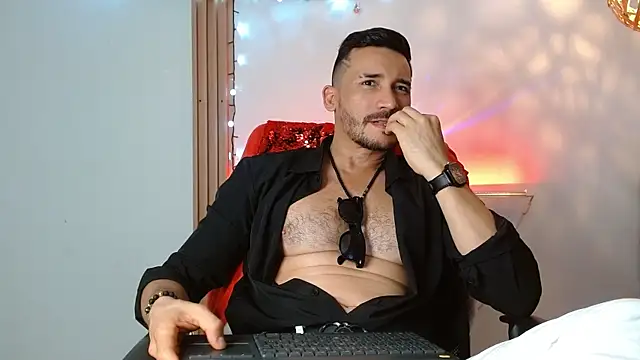 Reiko_85_'s cam snapshot