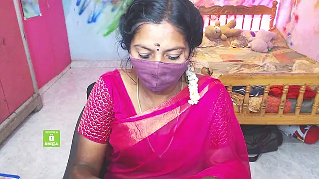 HotGulabi's cam snapshot