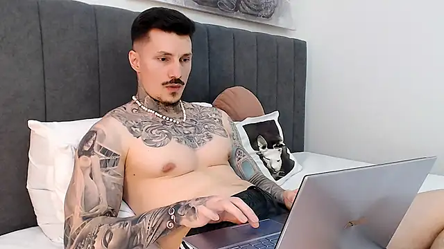 tyago_doll's cam snapshot