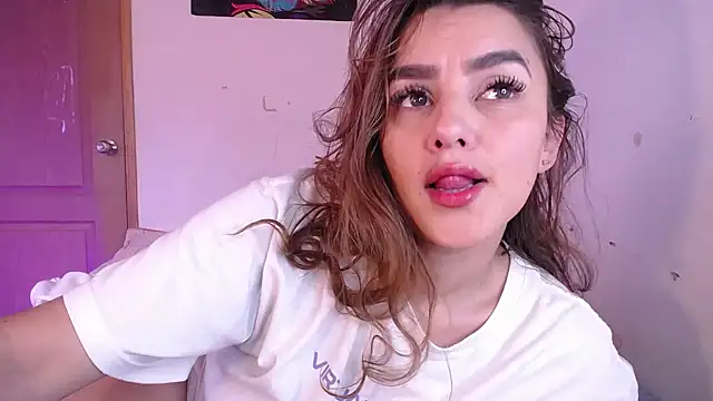 Lu_perez's cam snapshot