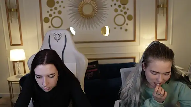 _Lili_054's cam snapshot