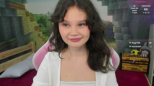 EmilyChaves's cam snapshot