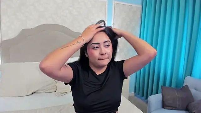 SaraVegass's cam snapshot