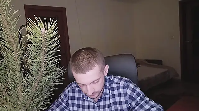 333Alone_in_theDark777's cam snapshot