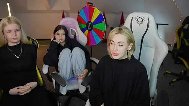 Kara_cat's cam snapshot