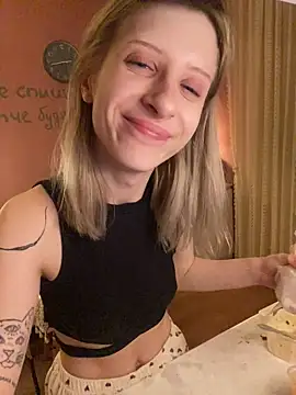 amorearte_m's cam snapshot