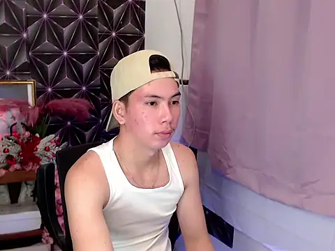 ursweet_jade's cam snapshot