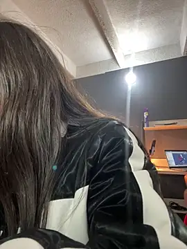 Camila_Duarte2's cam snapshot