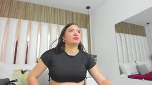 AmbarGills's cam snapshot