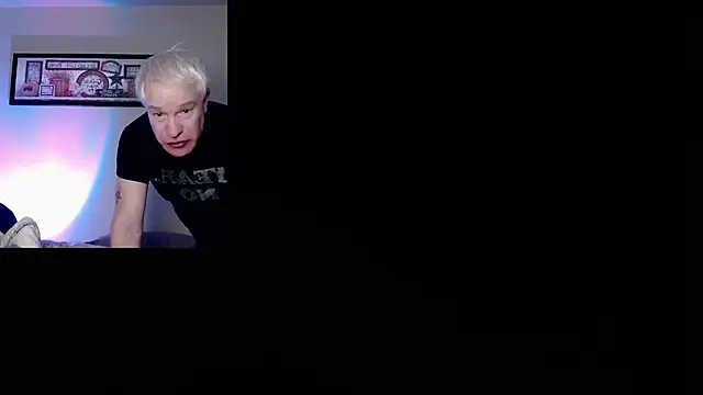 Snarfle82 live sex cam