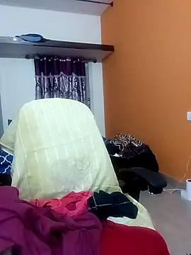 Chandini_Telugu's cam snapshot