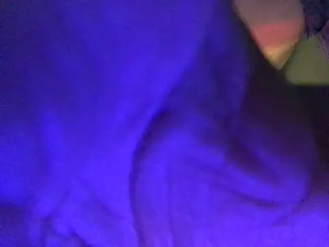 Cloudy_Binhandsome live sex cam