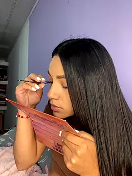 Marianahb-e's cam snapshot