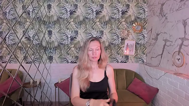 NancyGrace's cam snapshot