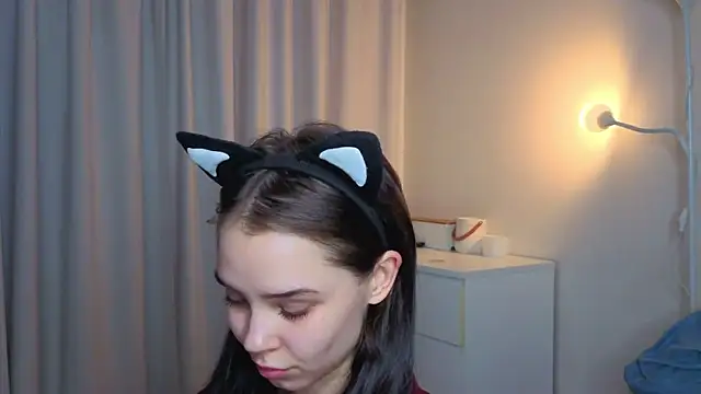 slyshypie's cam snapshot