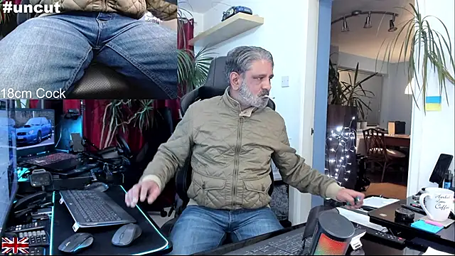 OnlineBossUK's cam snapshot