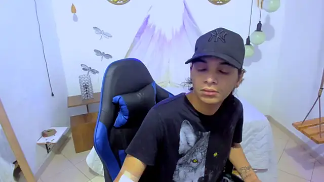 Brand_habes's cam snapshot