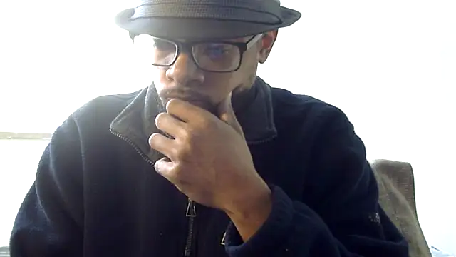 WhiskeyWood_DuhGOD's cam snapshot