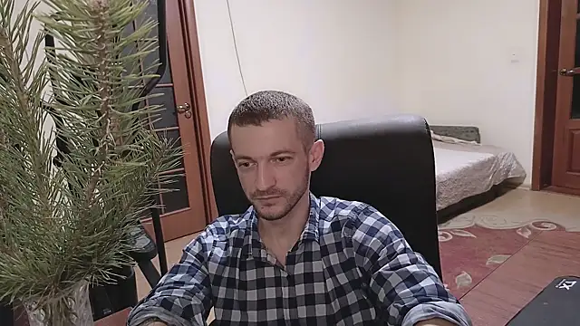 333Alone_in_theDark777's cam snapshot