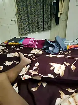 DesiHunk2255's cam snapshot