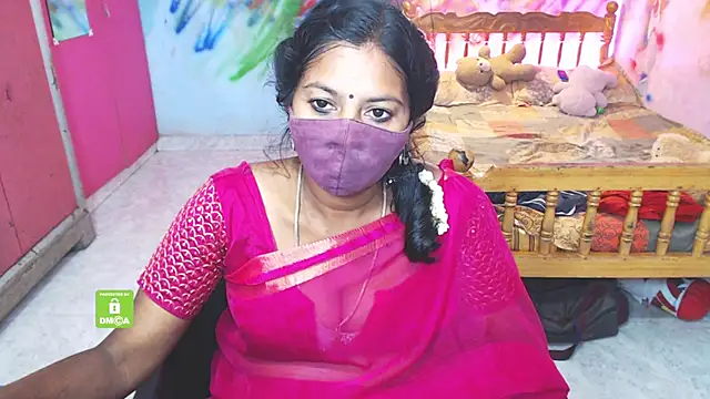 HotGulabi's cam snapshot