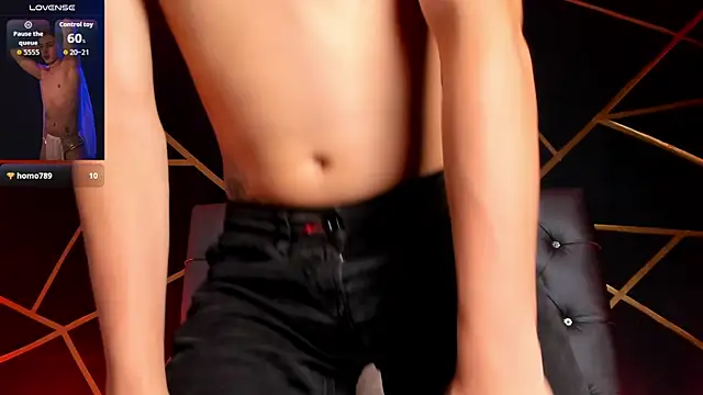 Lian_Miller1_'s cam snapshot