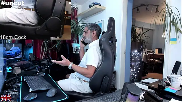 OnlineBossUK's cam snapshot