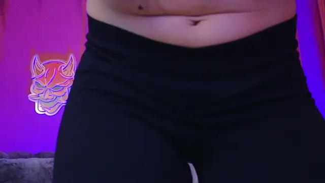 Julieta_Russell's cam snapshot