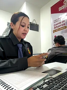 Emily-7_'s cam snapshot