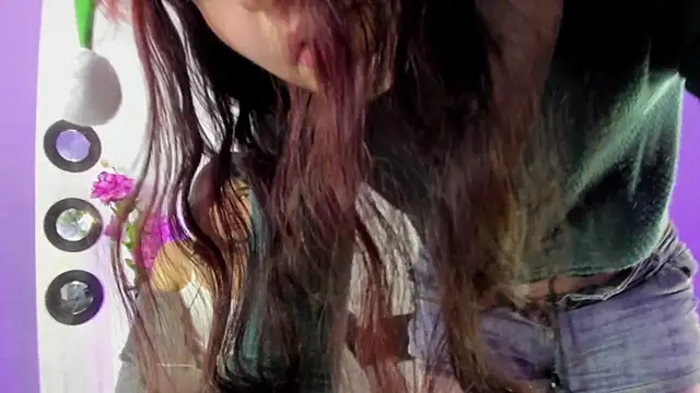 ErisyErian's cam snapshot