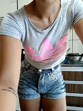 Mia_and_Braian live sex cam