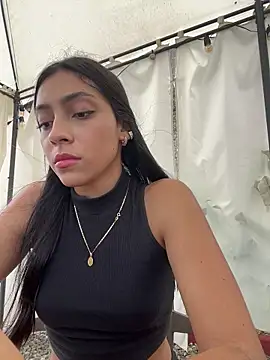 Ema_azel's cam snapshot