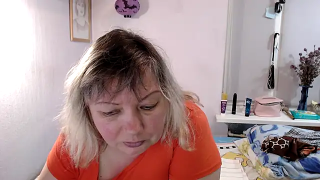 Lusi-777's cam snapshot