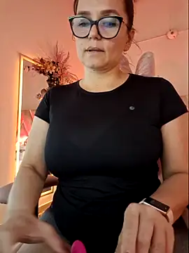 MariaPau_83's cam snapshot