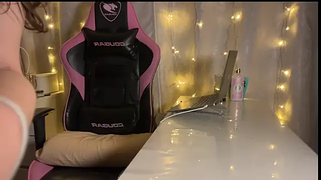 misswishh_'s cam snapshot