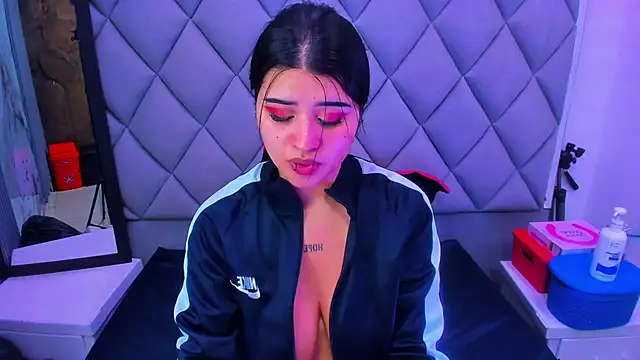 venusowen_'s cam snapshot