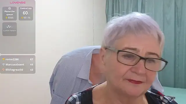 Sandra_Snowflake's cam snapshot