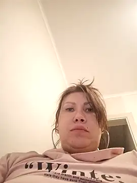 ROXOLANAA_SEXY live sex cam