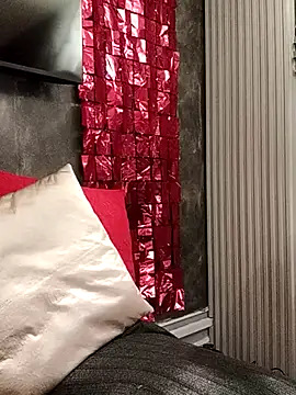 IsisBlake's cam snapshot