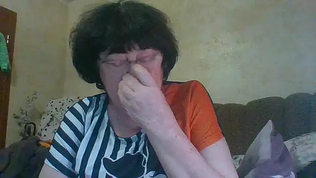 MilaSky5303's cam snapshot