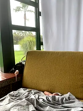 SophiaGuzman's cam snapshot