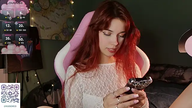KudeMeows live sex cam
