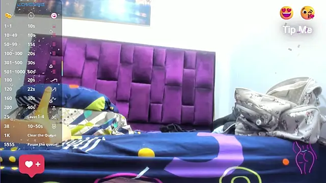 Alicia_Whitee live sex cam