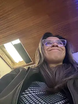 Isabella_Varella's cam snapshot