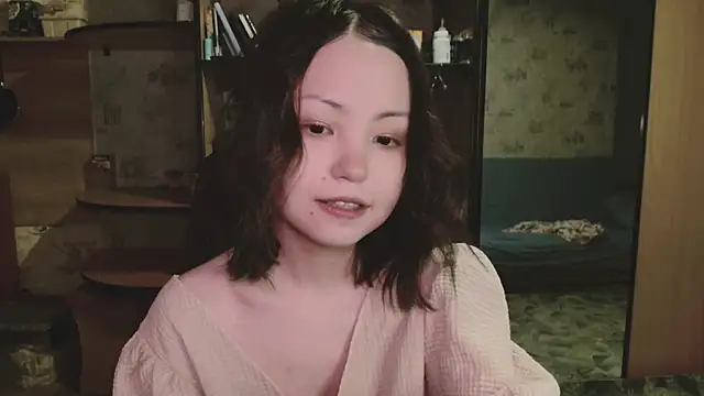 lalallalalaa- live sex cam